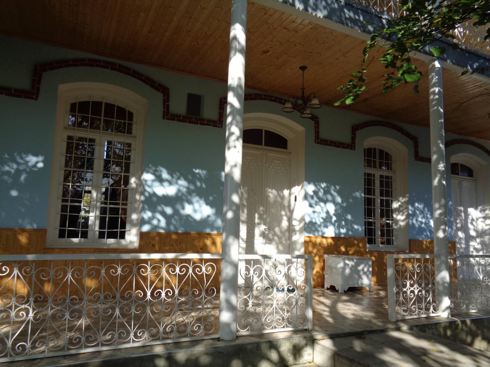 Aşağı sinaqoq