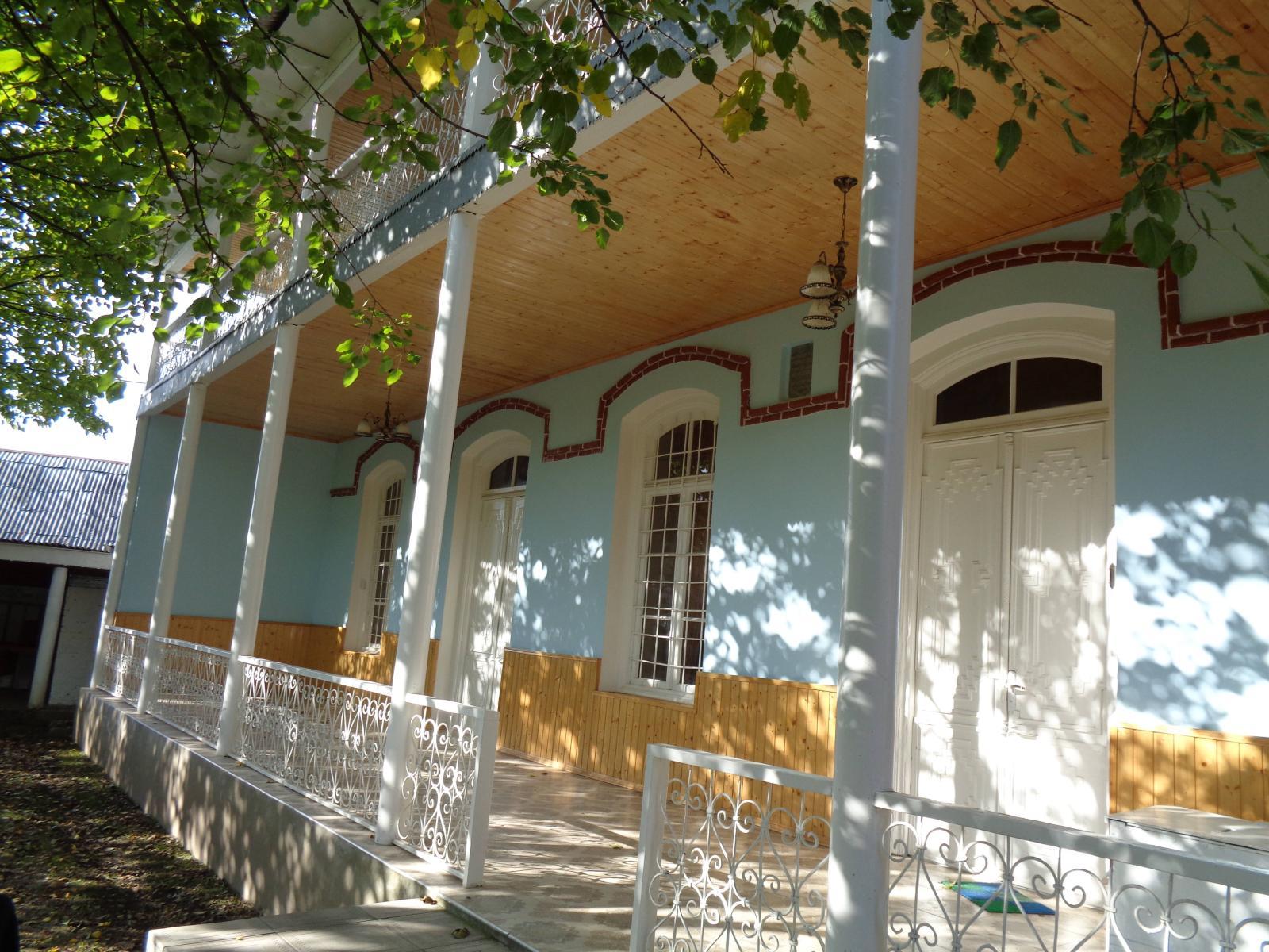 Aşağı sinaqoq